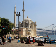 Orta Köy Camii