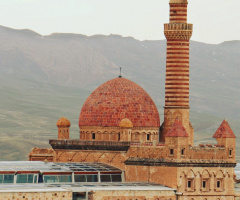 İshakpaşa Camii