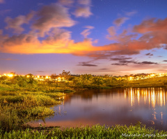 Lagoa à noite