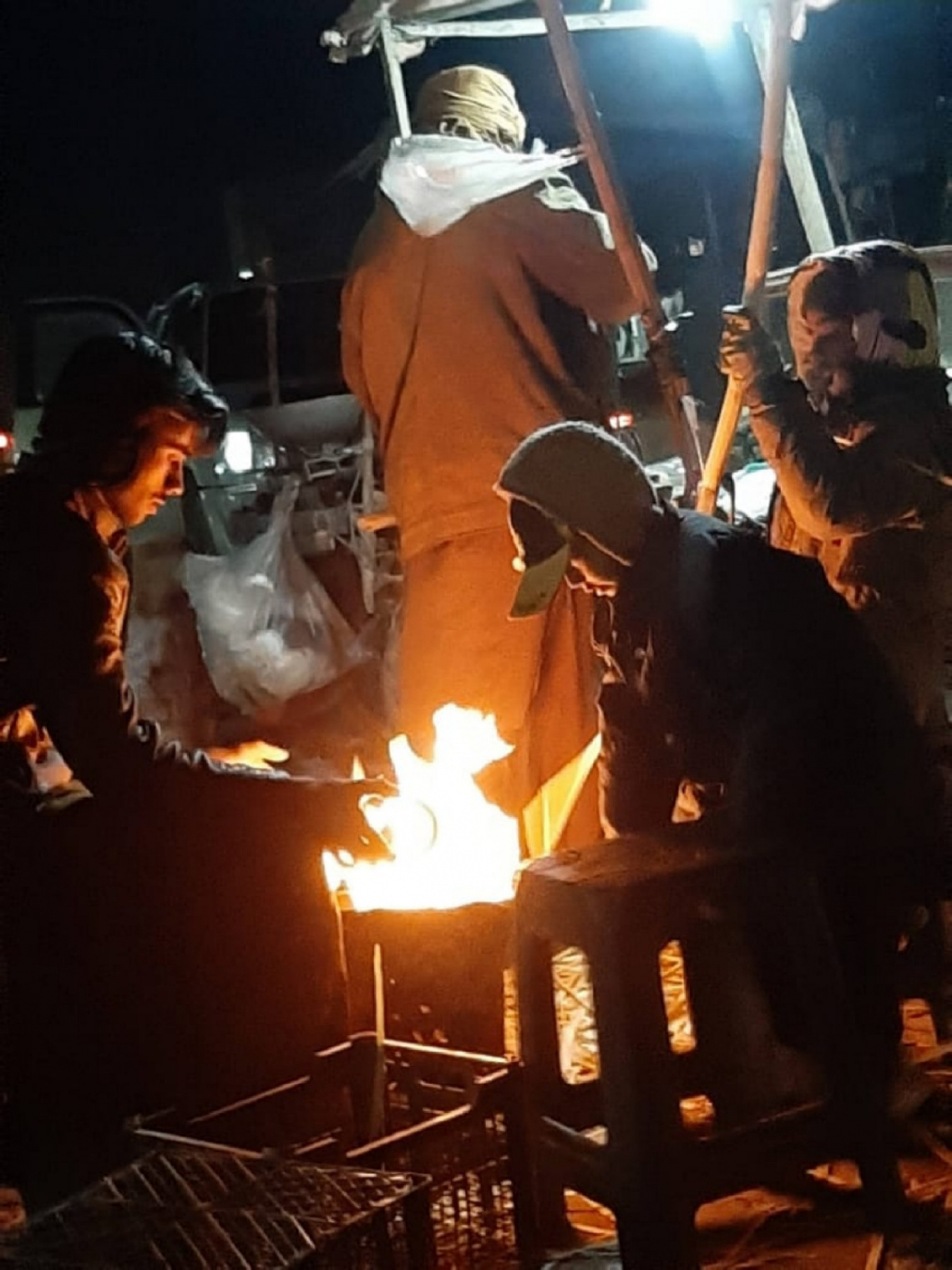 Hawkers in Quetta winter nights