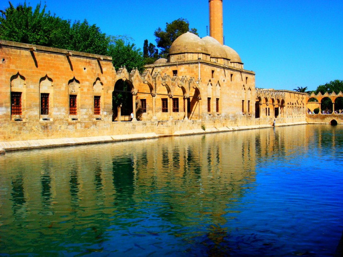 Urfa Balıklı göl