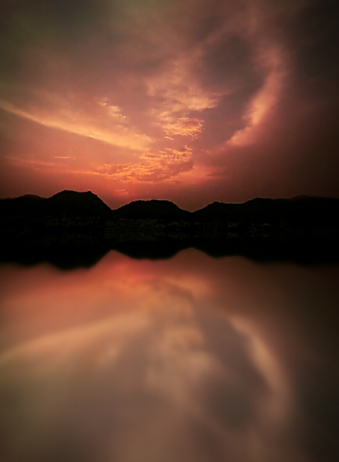 Beautiful sky and Lake 