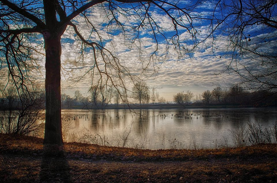 Sunset on lake