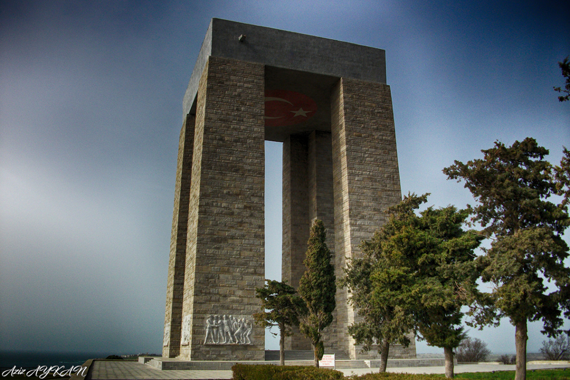 ÇANAKKALE Şehitlerimizi Saygı İle Anıyoruz.