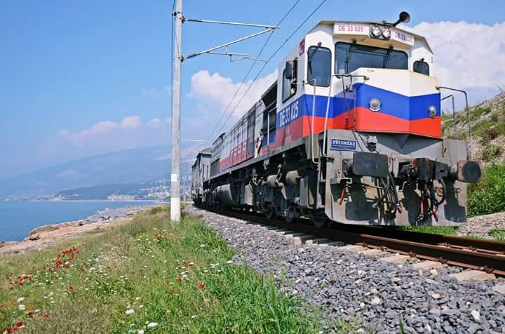 Tren gelir hoş gelir 