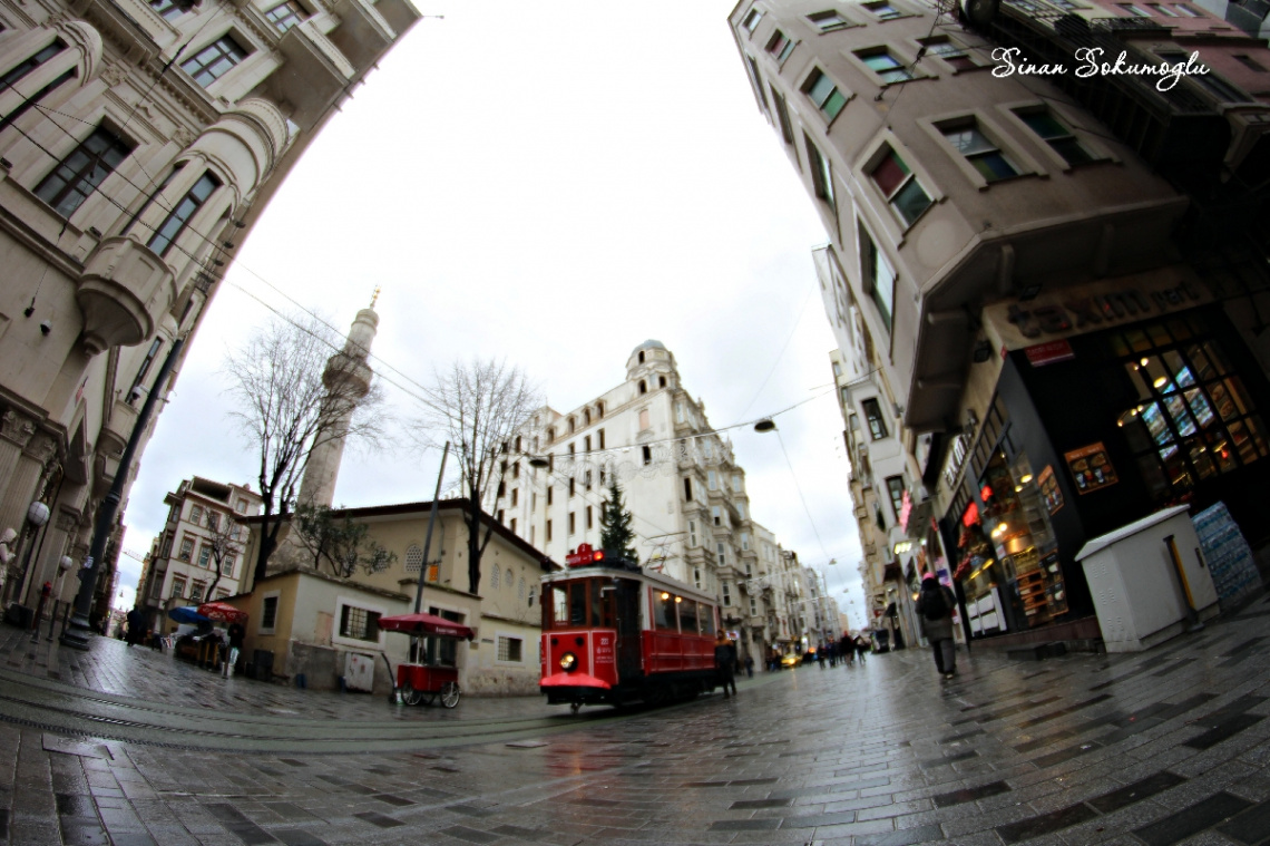 istiklal caddesi