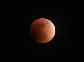 Red moon