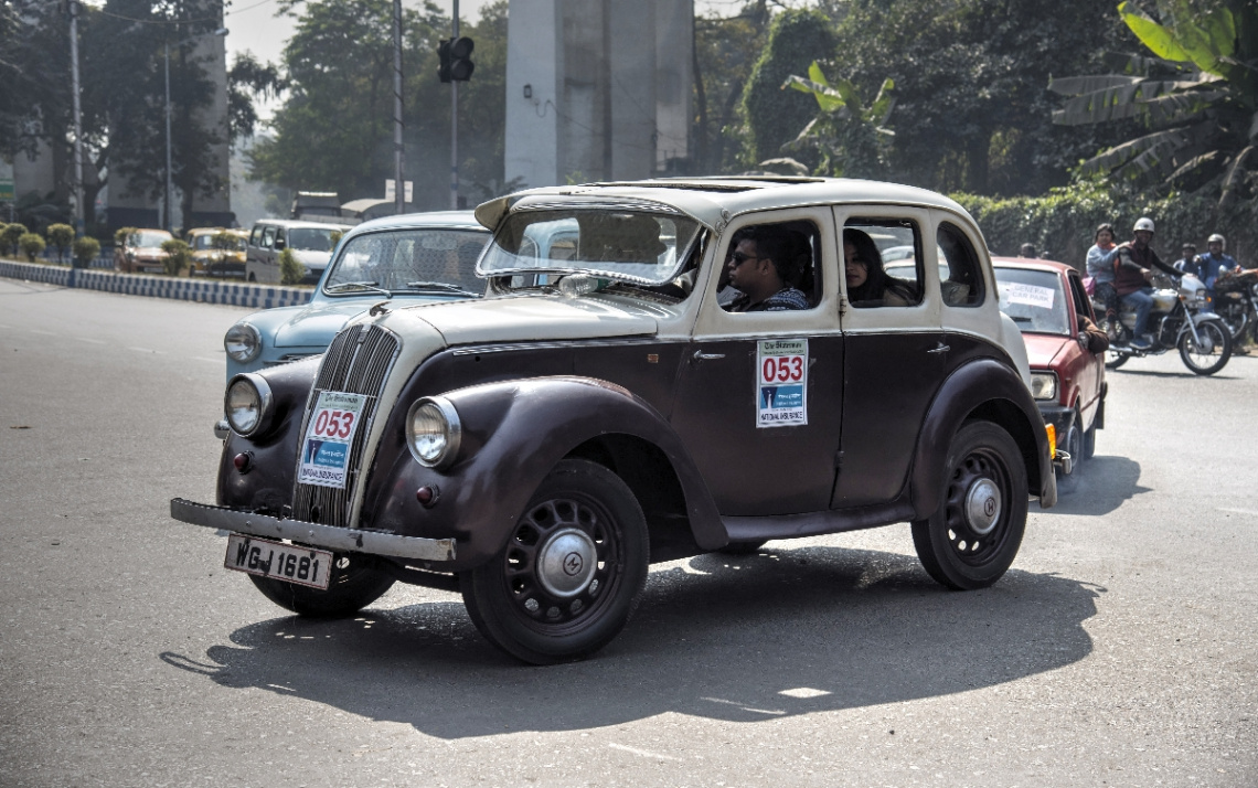 Streets of Kolkata (Ancient Car)