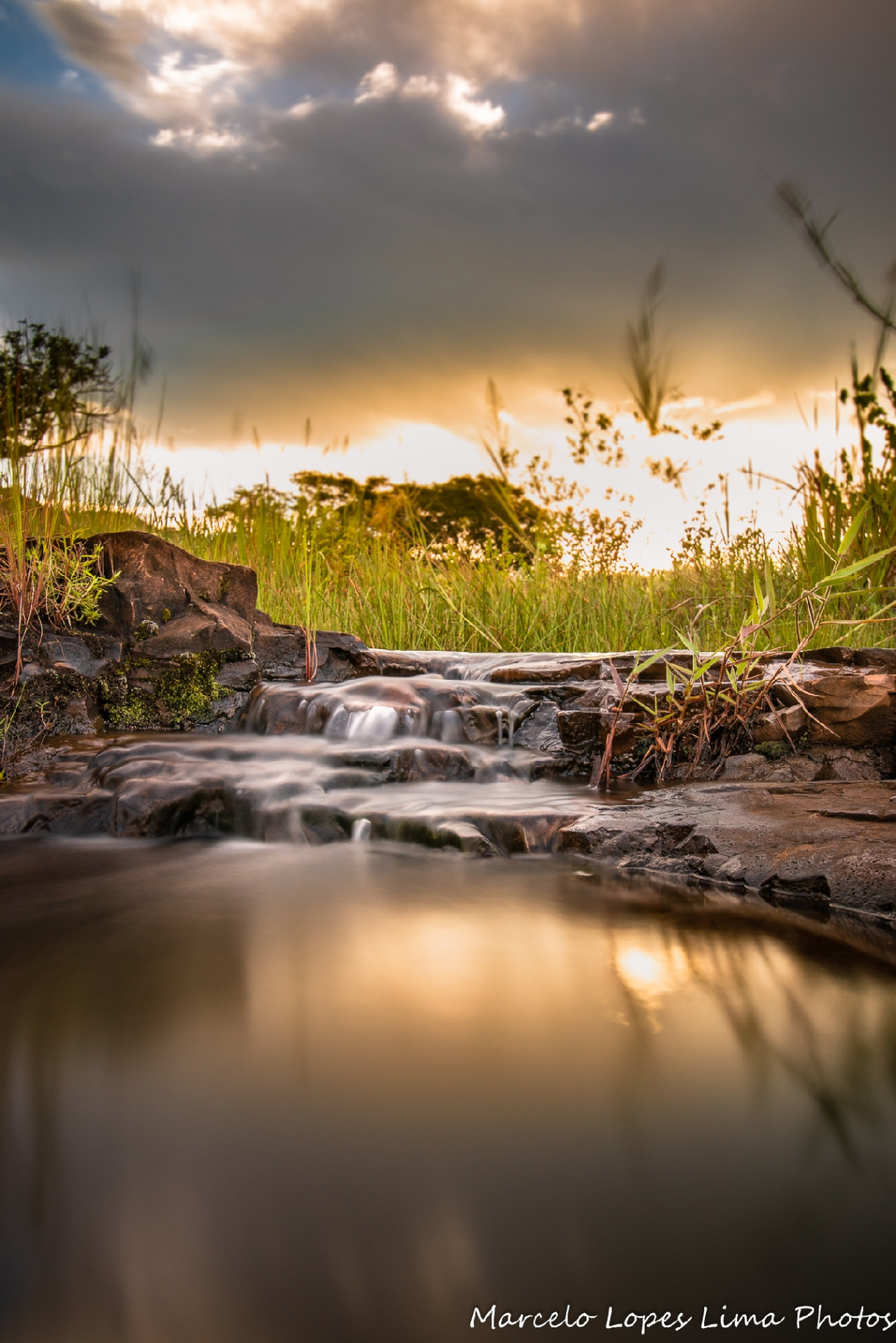 Pequena cascata