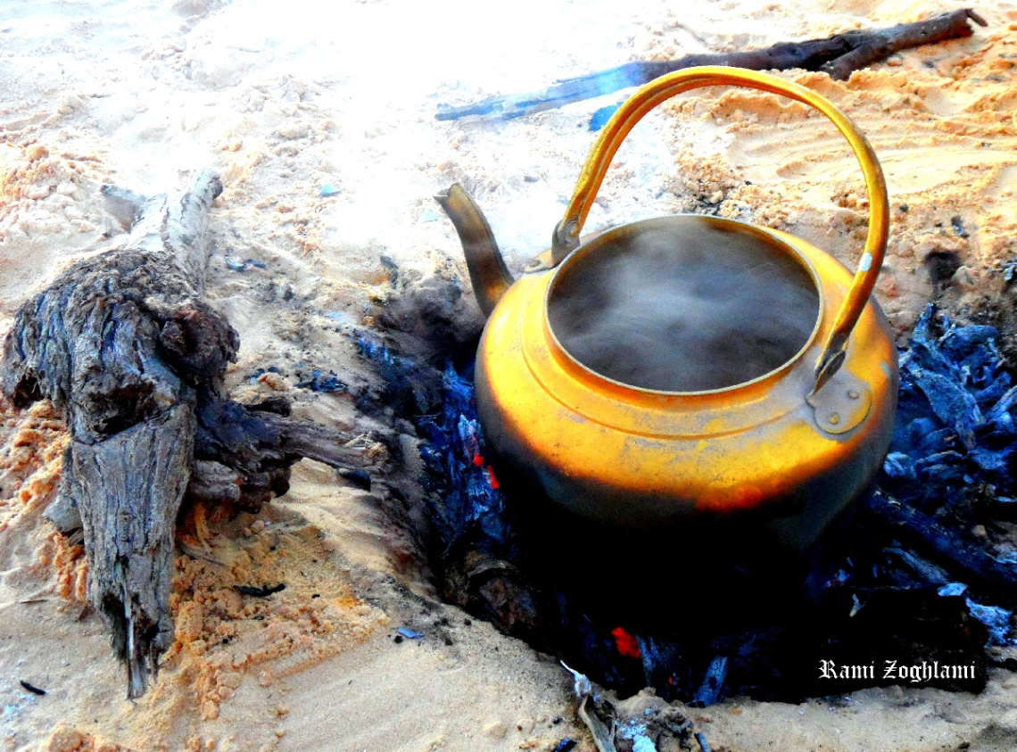 Tea in Algerian Sahara